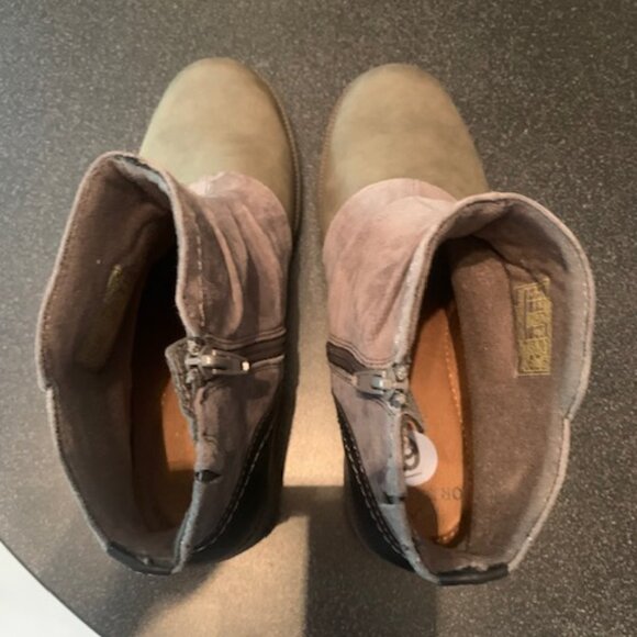 Women's Ankle Boots/Gray/Black/Buckle! - Picture 4 of 7